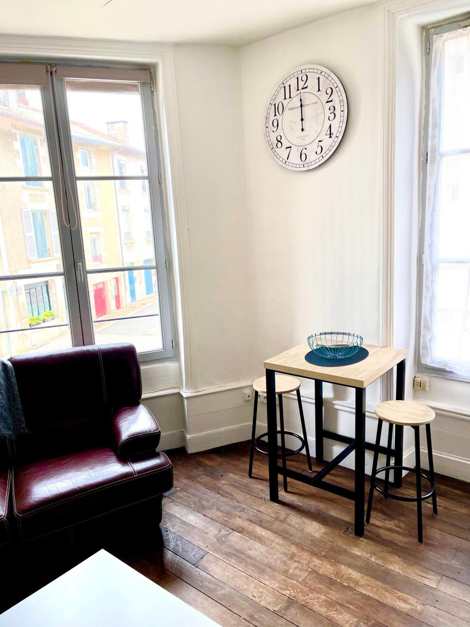 Studio Chic Au Coeur D'Un Village Charmant Vivonne Extérieur photo